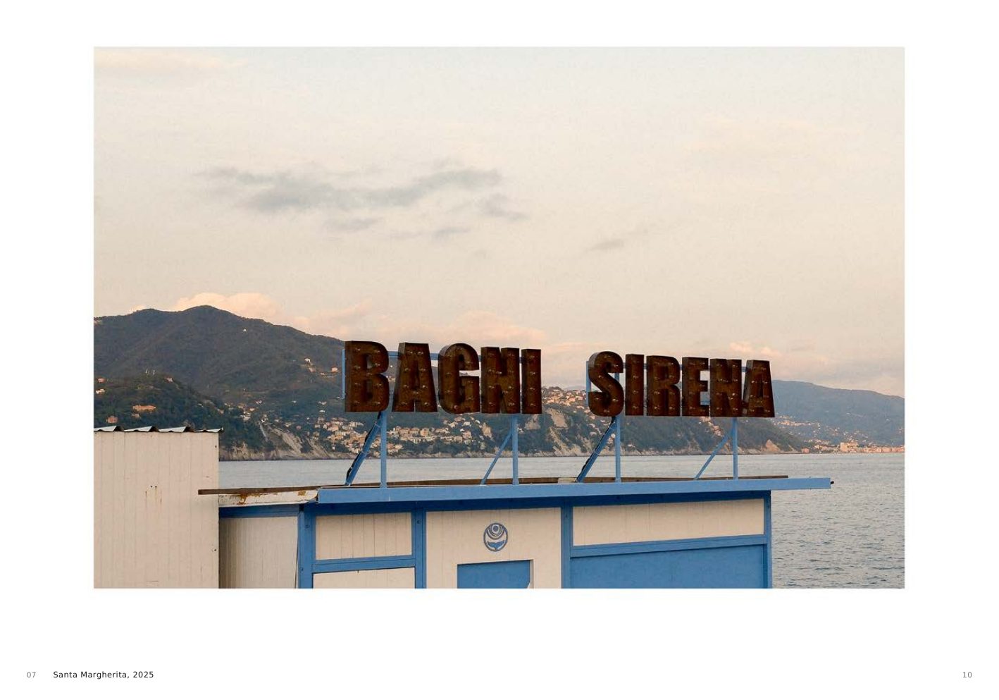 Santa Margherita, 2025, the Bagni Sirena sign facing the sea
